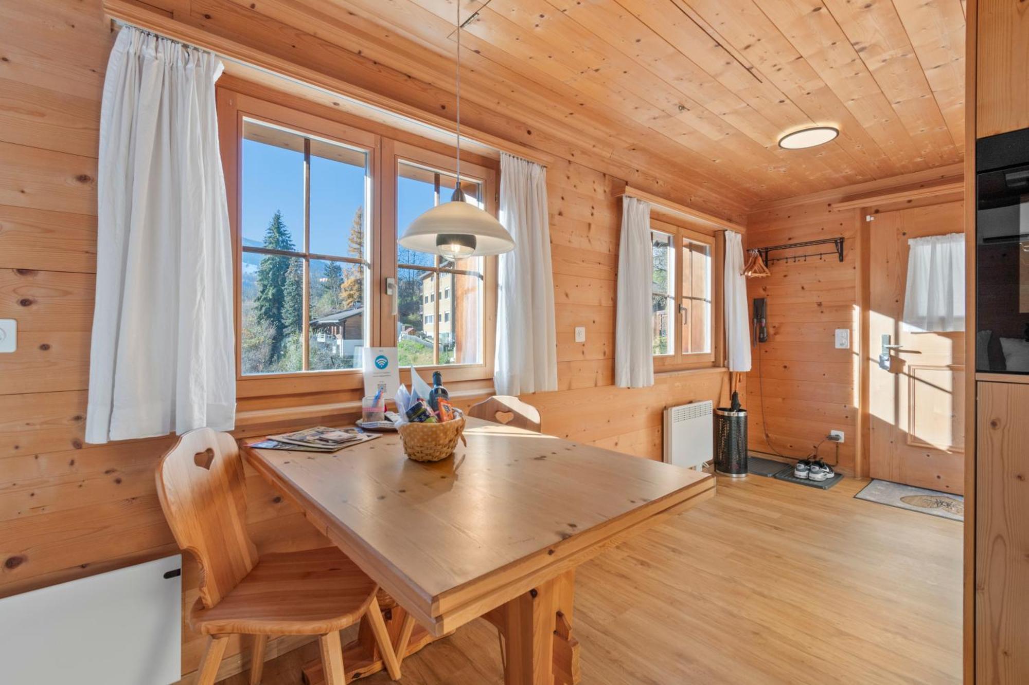 Gemuetliches Chalet Mit Privater Sauna Und Schoener Aussicht Küblis Buitenkant foto
