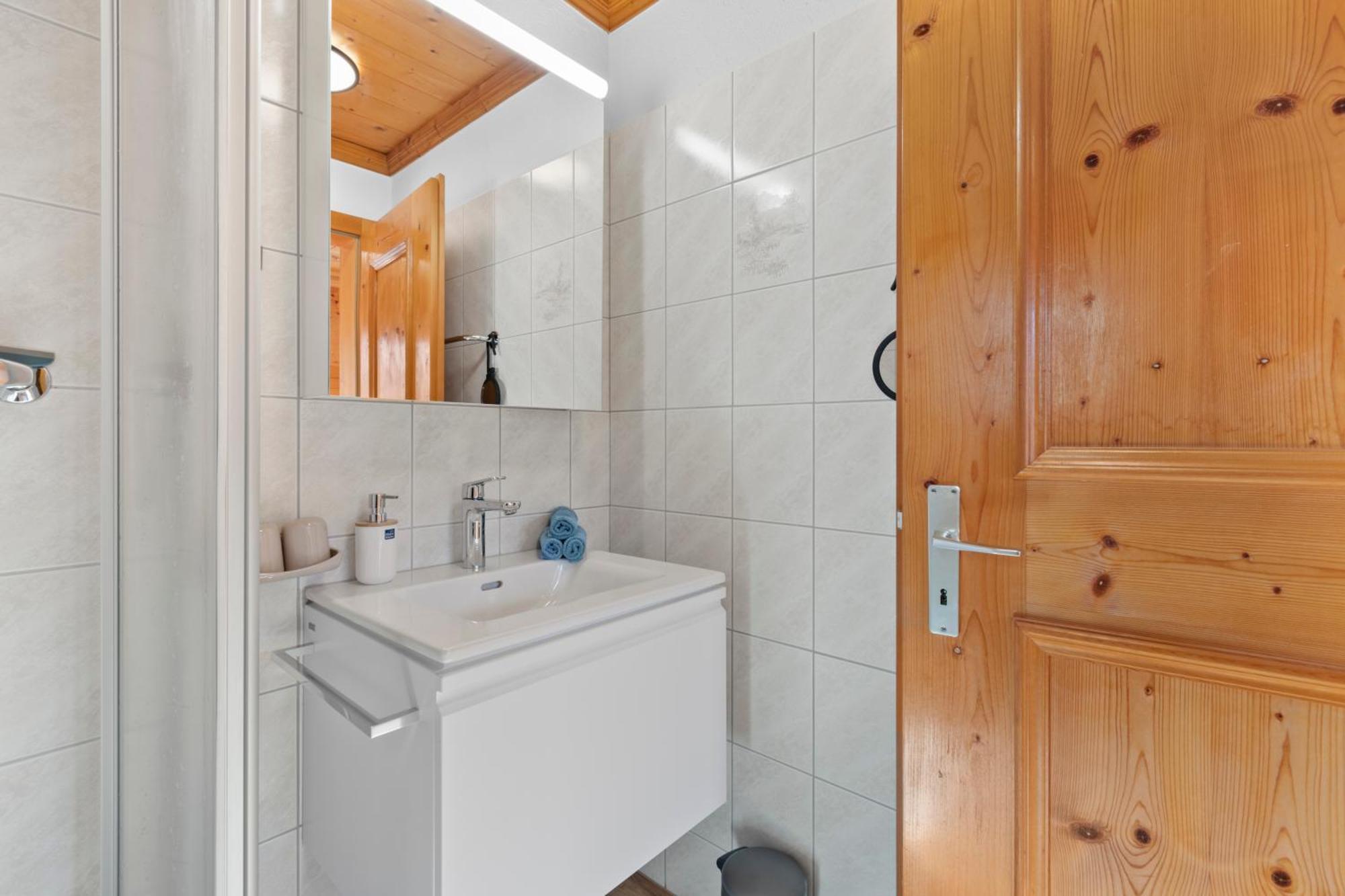 Gemuetliches Chalet Mit Privater Sauna Und Schoener Aussicht Küblis Buitenkant foto